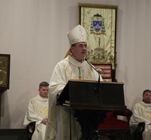 Homilija biskupa Šaška o prvoj obljetnici smrti maestra don Miha Demovića 